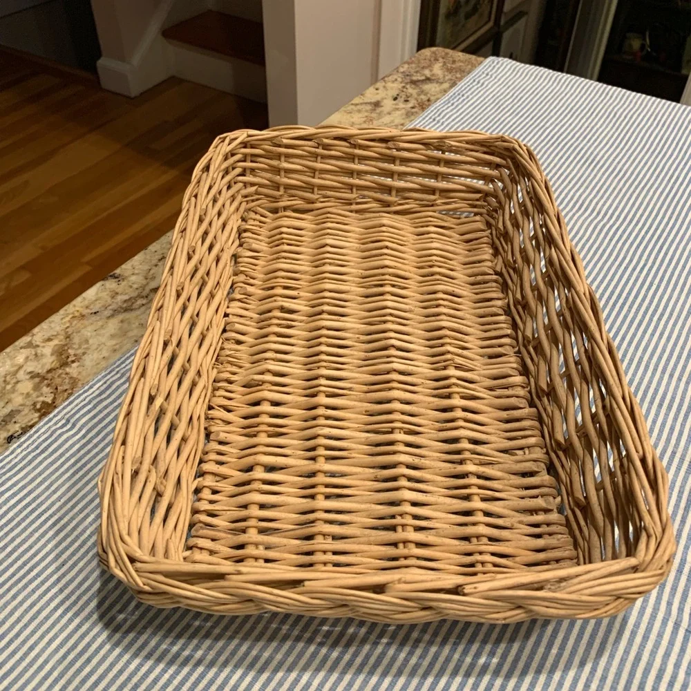 Stylist Rectangular Wicker Basket Tray
